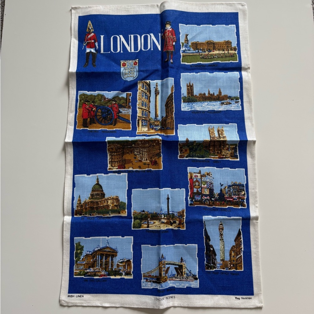 Vintage tea kitchen towel London souvenir landmarks Irish linen